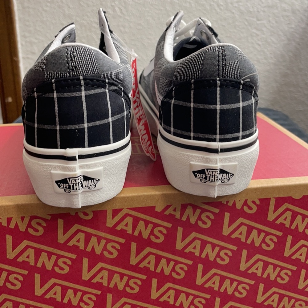 Vans women’s Old Skool platform plaid NWB - Picture 6 of 6